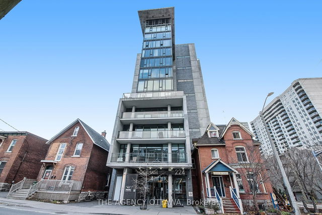 907 - 224 Lyon Street