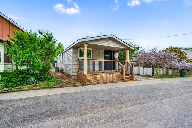 22 SHICKLUNA Street