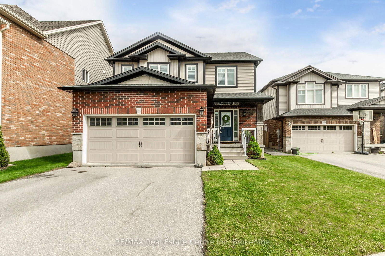 Detached House for sale at 358 Salisbury Avenue, Cambridge, N1S 0A2 - MLS: X12150848