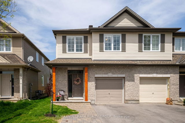 297 Mojave Crescent