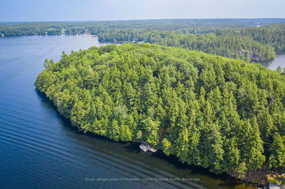 Unit R48 — 2 Beacon Island, Muskoka Lakes - Medora image-0-1