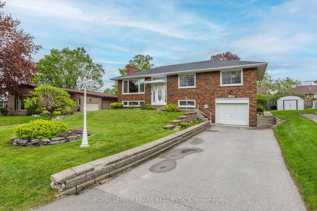 1024 Hatfield Crescent