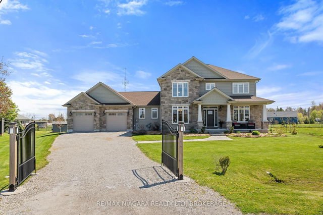 10 Clearwater Court