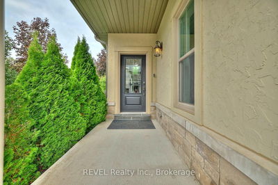 50 Aberdeen Lane, Niagara-on-the-Lake - Town image-0-2