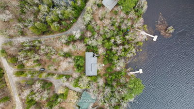 1073 Driftwood Bay Dr, Highlands East - Monmouth image-0-3