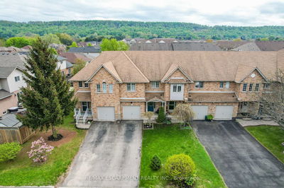 41 Magnolia Cres, Grimsby - Grimsby West image-0-1