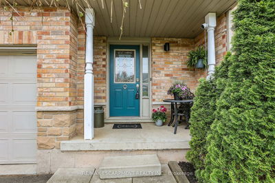 41 Magnolia Cres, Grimsby - Grimsby West image-0-2