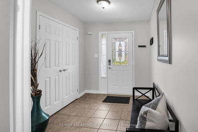 41 Magnolia Cres, Grimsby - Grimsby West image-0-3