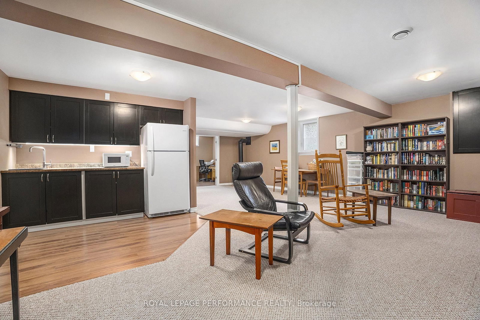 Listing Image 21