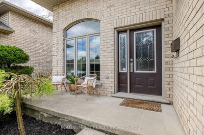 60 Bridle Path, Strathroy-Caradoc - SW image-0-3