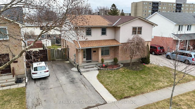 134 Golfdale Crescent