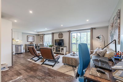Unit 12 — 3194 Vivian Line 37 Line, Stratford - Stratford image-0-4