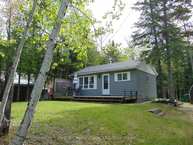 42 Thompson Avenue S