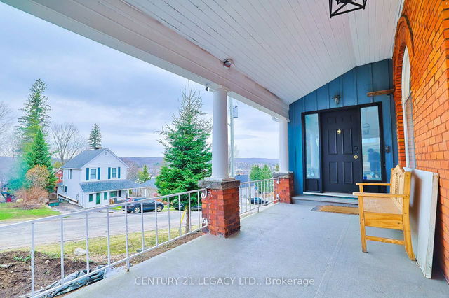 23 Lansdowne Street
