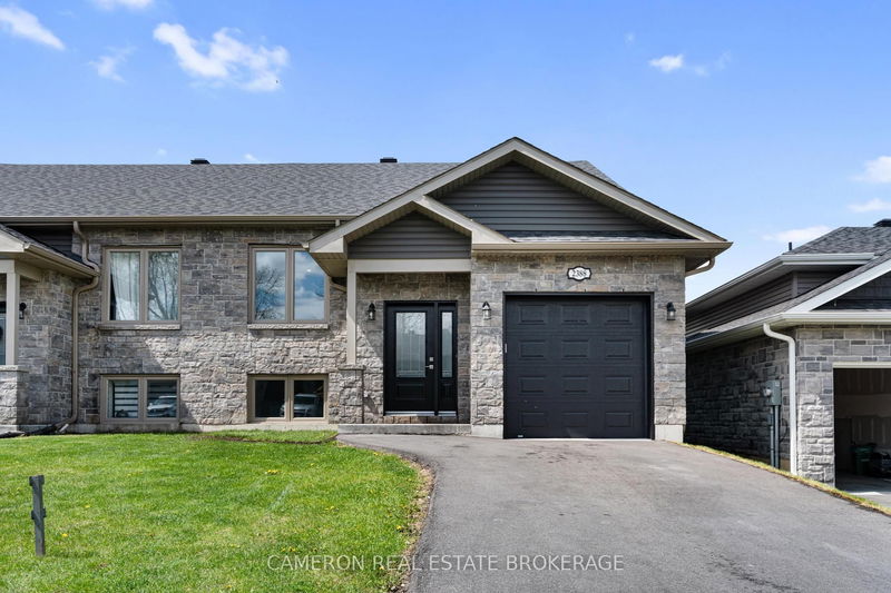 2388 Watson Cres, Cornwall - Cornwall image-0-0
