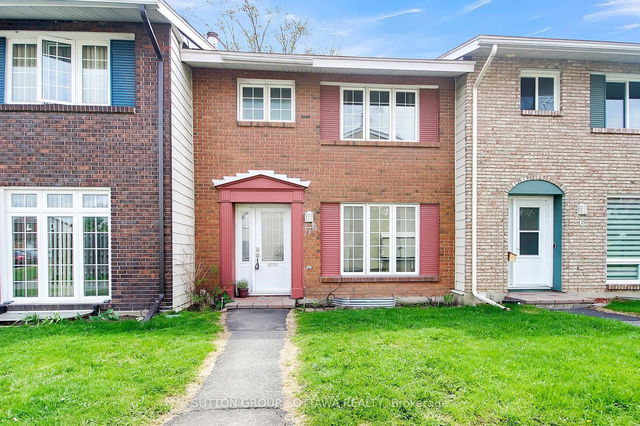 7 - 2051 Jasmine Crescent