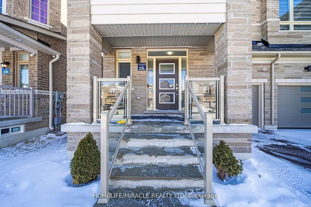 16 Mountain Heights Place