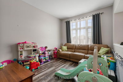 208 Bellwood Dr, Cornwall - Cornwall image-0-2