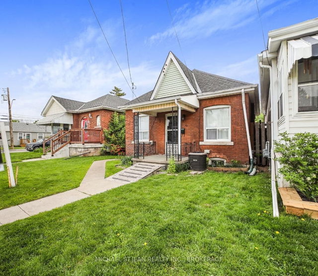 42 Ellis Avenue