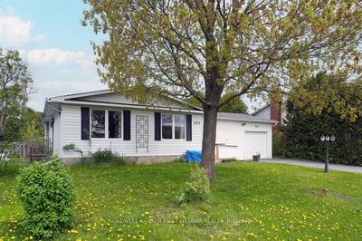 323 Amiens St, Orleans - Bilberry Creek/Queenswood Heights image-0-1