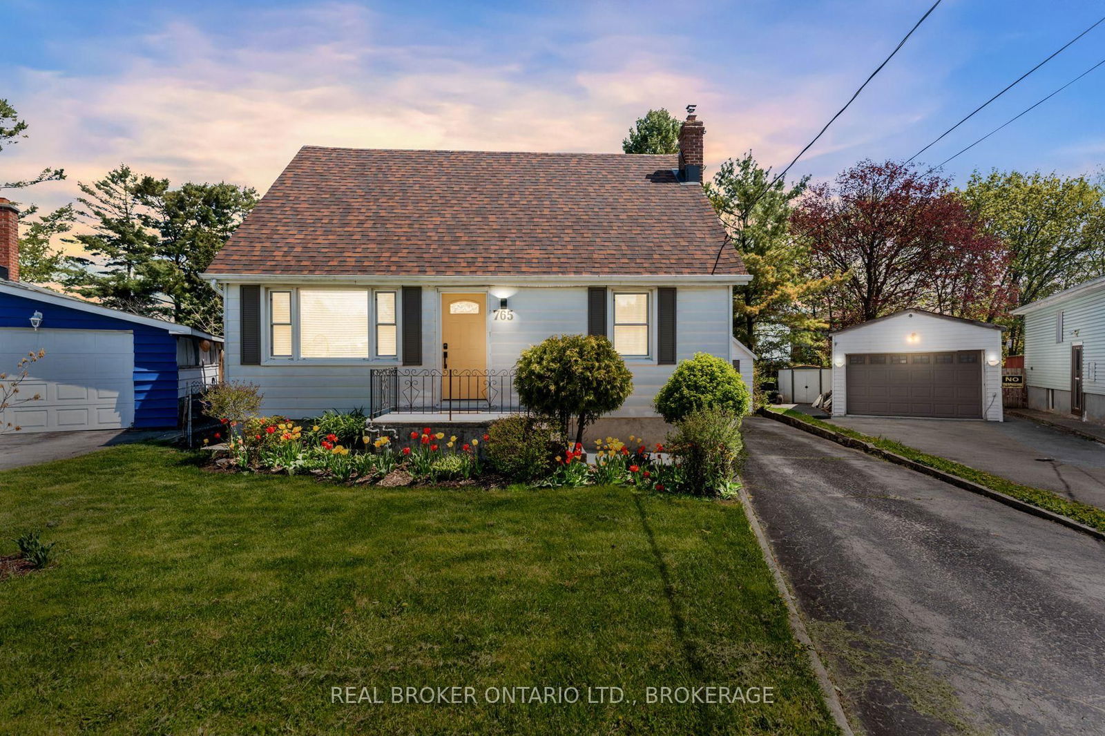 Detached House for sale at 765 Alfred Crescent, Kingston, East of Sir John A. Blvd, K7K 4K5 - MLS: X12152779