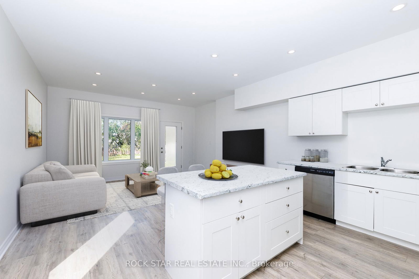 Semi-Detached House for sale at 52B Merigold Street, St. Catharines, Western Hill, L2S 2N5 - MLS: X12152892