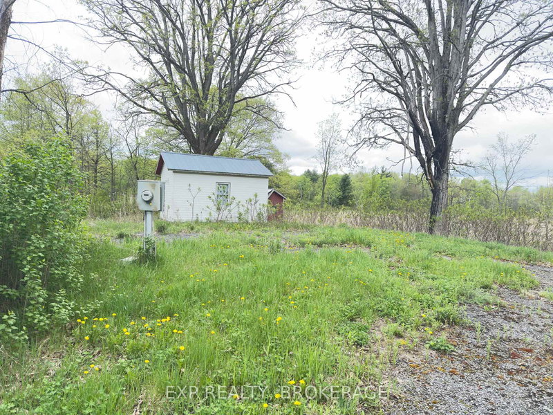 1023 Brewers Rd, Sharbot Lake, K0H 2P0 | Image 2