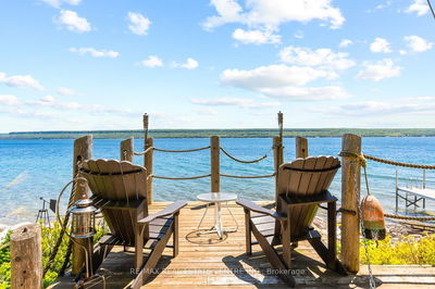 376 Mallory Beach Rd, South Bruce Peninsula - South Bruce Peninsula image-0-3