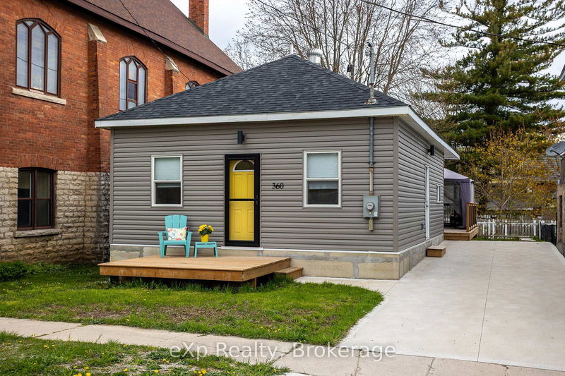 360 Frank St, South Bruce Peninsula - South Bruce Peninsula image-0-0