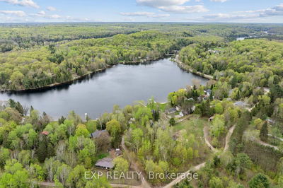 1044 Shanahan Tr, Minden Hills - Minden image-0-3