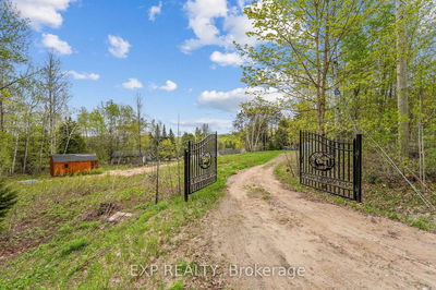 1044 Shanahan Tr, Minden Hills - Minden image-0-4
