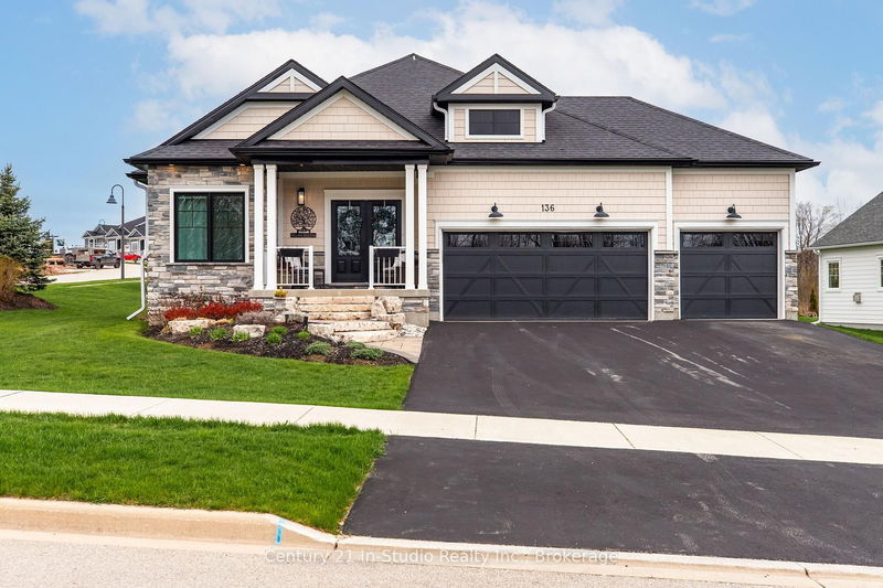 136 Cobble Beach Dr, Georgian Bluffs - Georgian Bluffs image-0-0