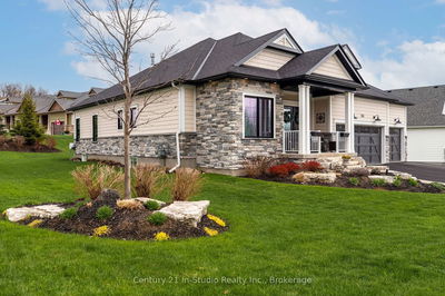 136 Cobble Beach Dr, Georgian Bluffs - Georgian Bluffs image-0-1