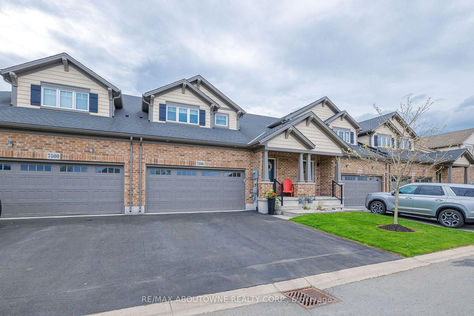 Townhouse for sale at 132-7506 Clubview Lane, Niagara Falls, Oldfield, L2G 0A8 - MLS: X12153233