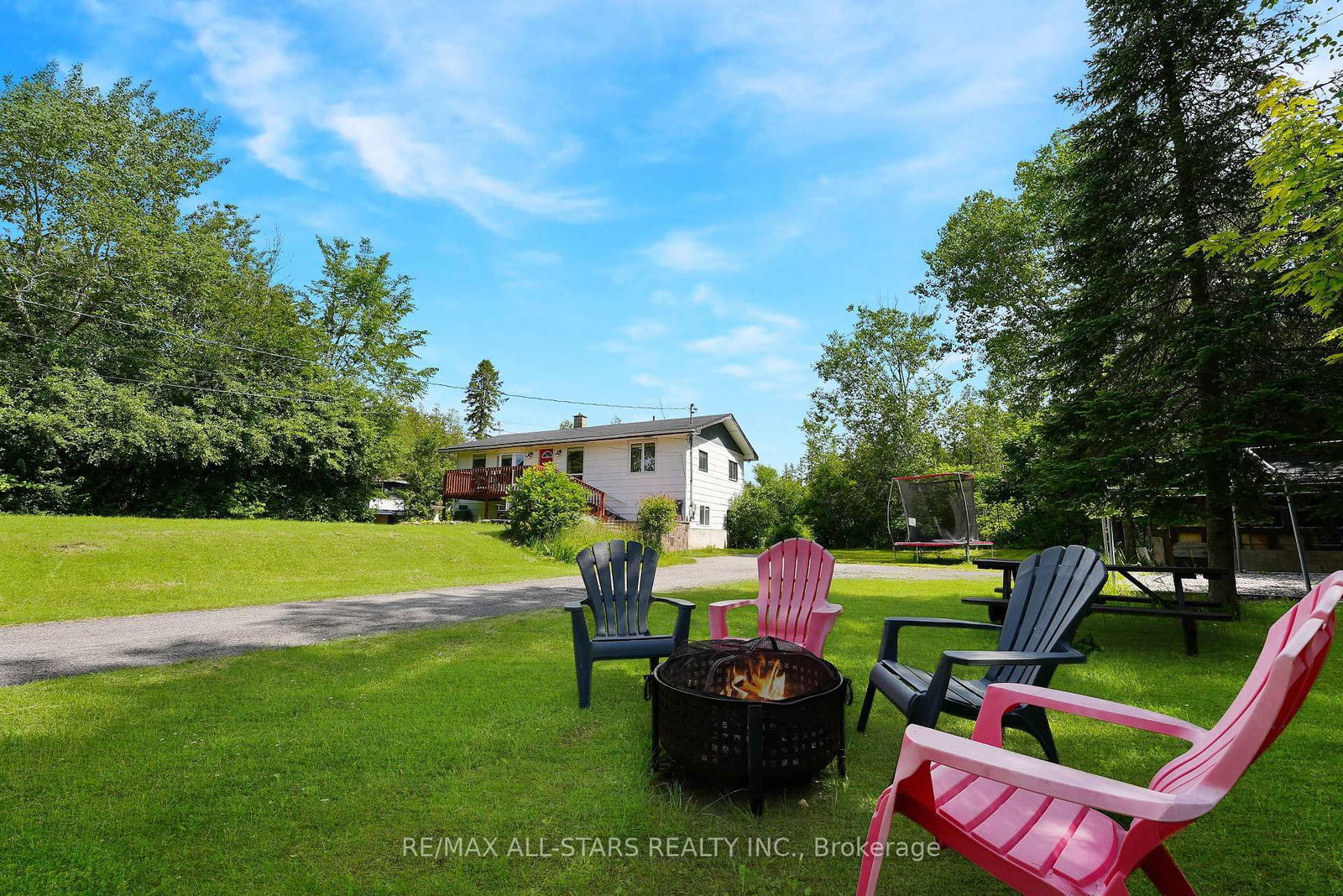 Property at 43 Sturgeon Glen