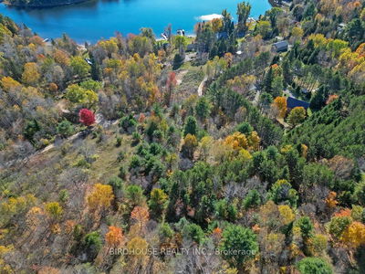1045 Shanahan Tr, Minden Hills - Minden image-0-2