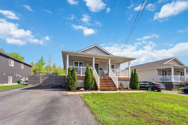 246 MARTIN Street
