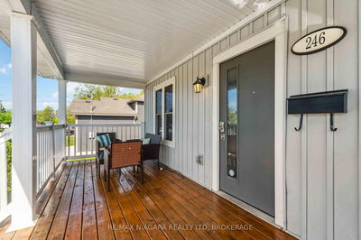 246 MARTIN St, Welland - Broadway image-0-4
