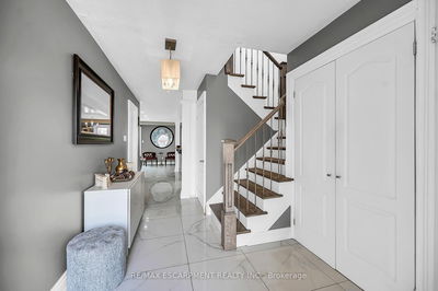 707 Upper Wentworth St, Hamilton - Burkholme image-0-4