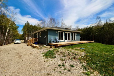134 Maple Golf Cres, Northern Bruce Peninsula - Northern Bruce Peninsula image-0-2