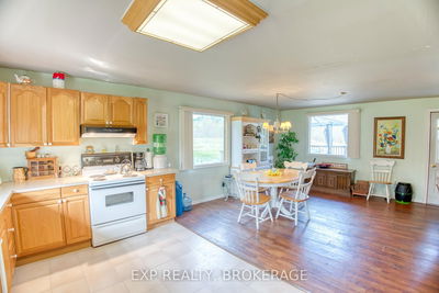 1013 Turner Way, Arden - Frontenac Centre image-0-3