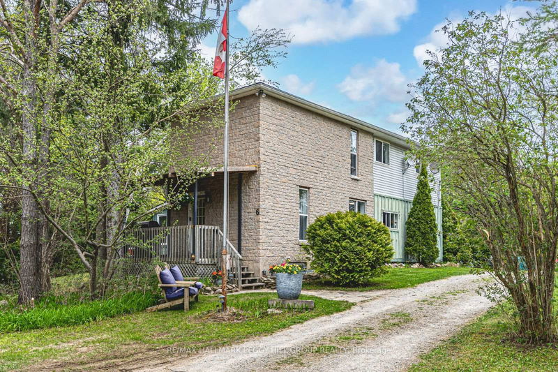 6 McCutcheon Rd, Mulmur - Rural Mulmur image-0-0