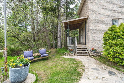 6 McCutcheon Rd, Mulmur - Rural Mulmur image-0-2