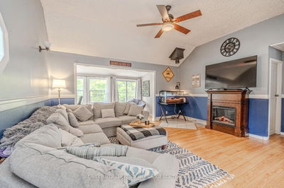 6 McCutcheon Rd, Mulmur - Rural Mulmur image-0-4