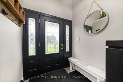 32 McMurray Rd, Quinte West - Murray Ward image-0-1