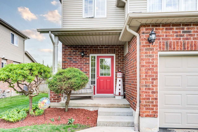 90 Stiefelmeyer Crescent
