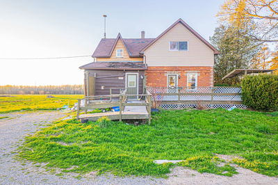 Unit 12 — 393330 County Rd, Amaranth - Rural Amaranth image-0-1
