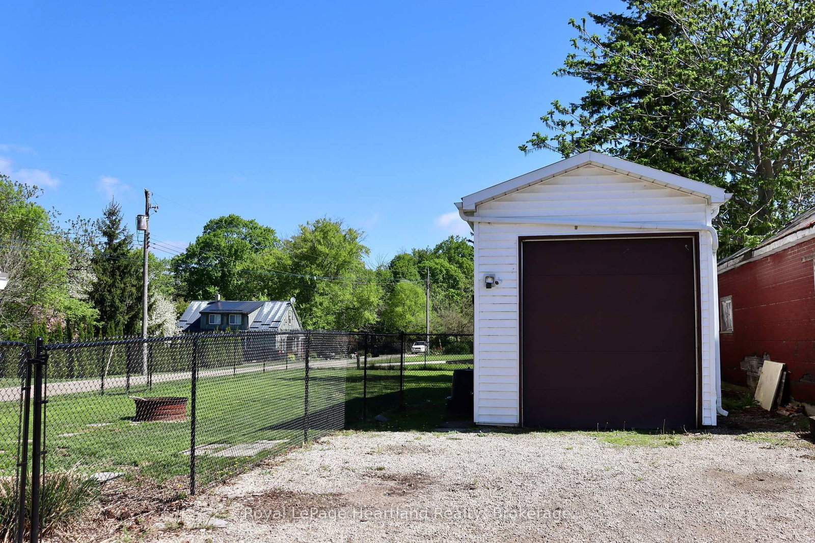Listing Image 43