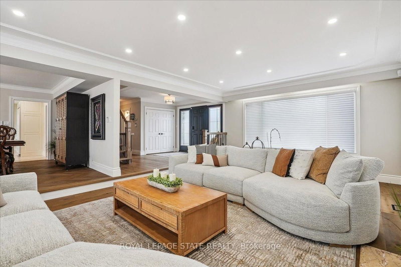 10 Azalea Crt, Hamilton, L8J 1K4 | Image 3