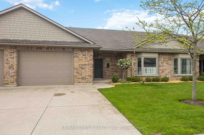 Unit 21 — 5969 Townsend Line, Lambton Shores - Forest